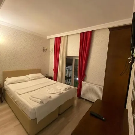 Pelit Hotel Adalar